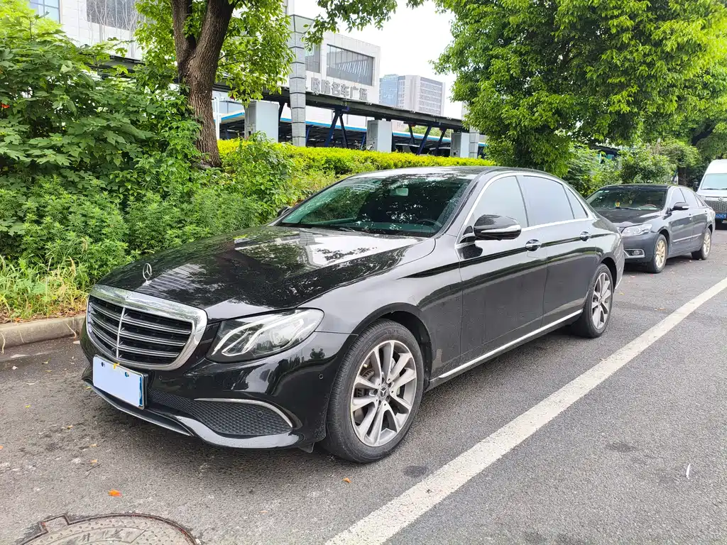 Mercedes-Benz E-Class 2018