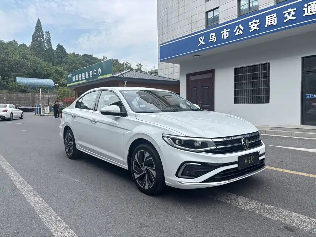 Volkswagen Bora — миниатюра 3