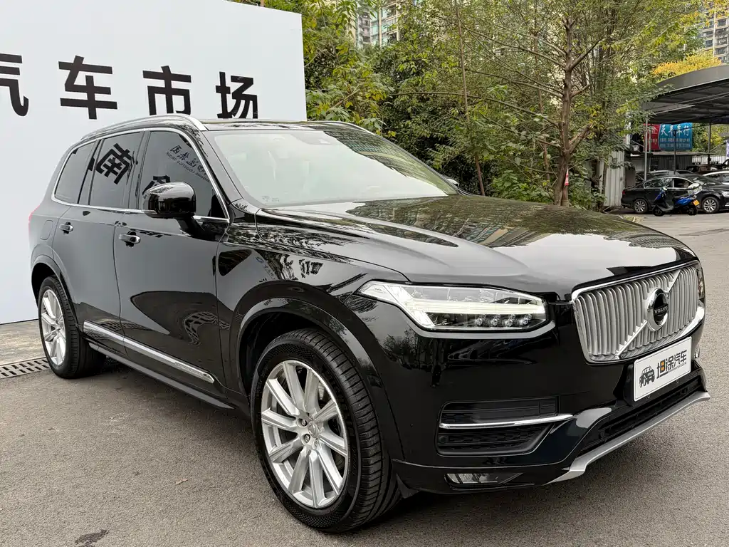 Volvo XC90 2019 T6 7 мест V