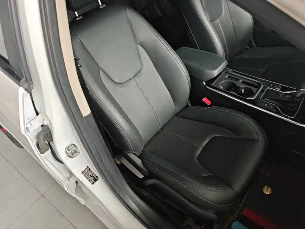 Chery Arrizo 5 — миниатюра 25