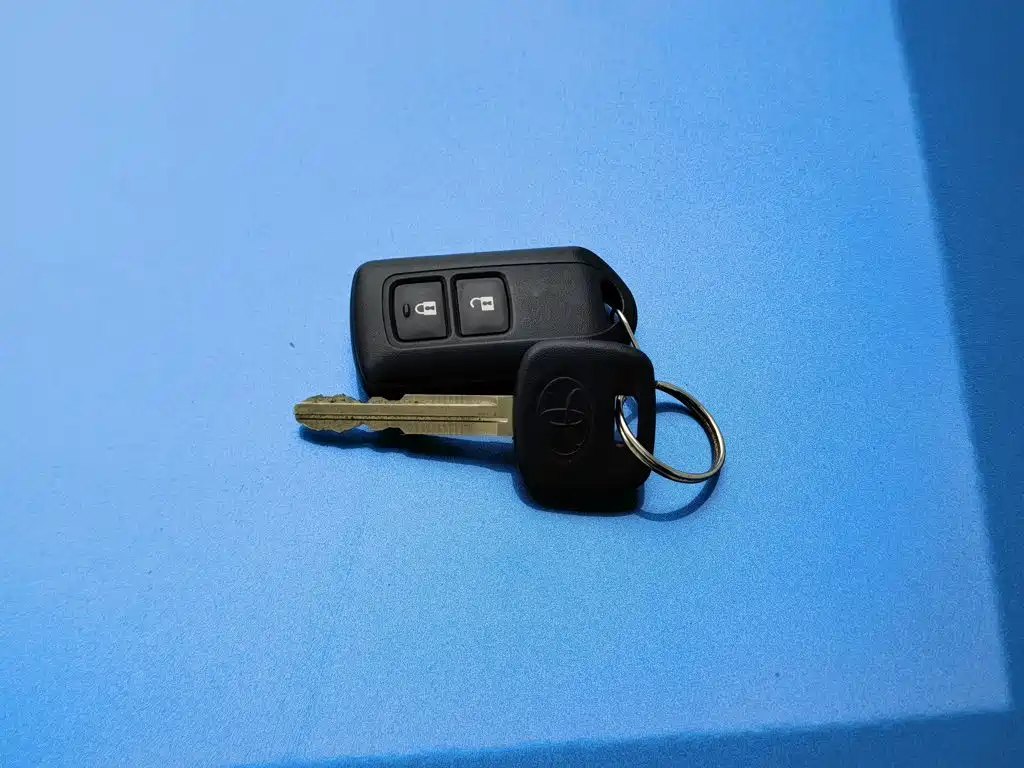 Toyota Yaris L — миниатюра 19