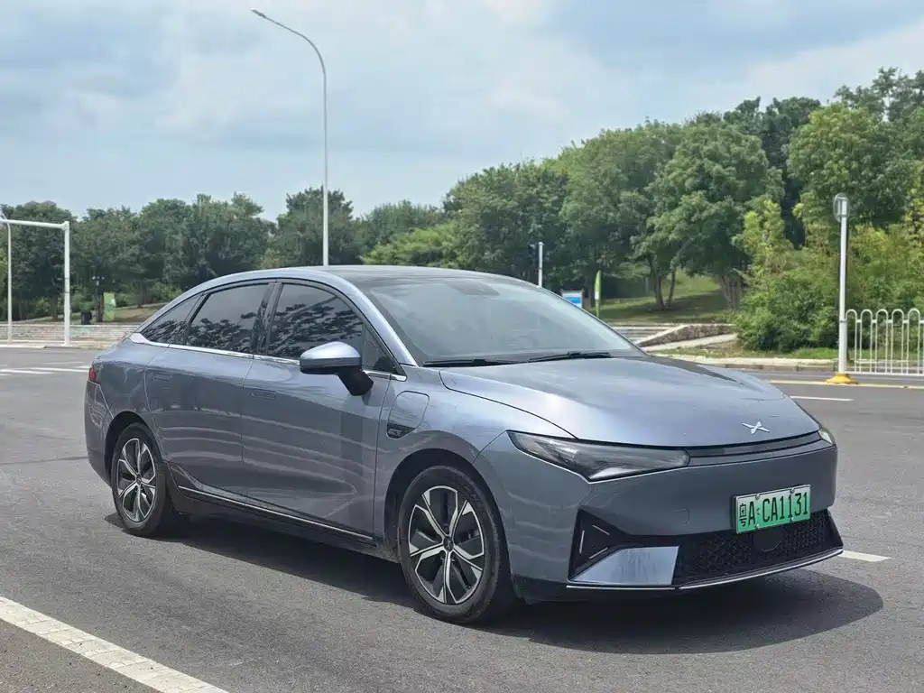 XPeng P5 — миниатюра 3