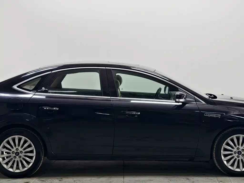 Ford Mondeo Zhisheng — миниатюра 8