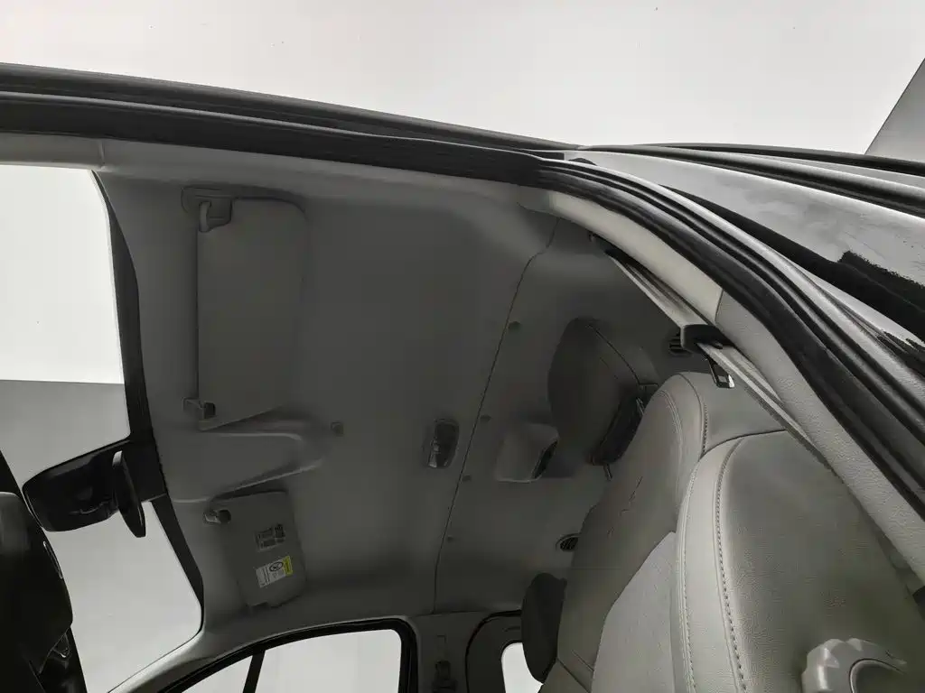 Ford Transit — миниатюра 14