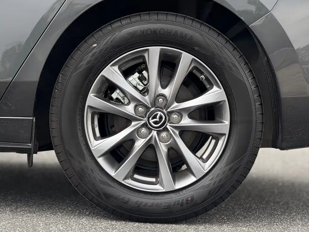 Mazda 3 Axela — миниатюра 23