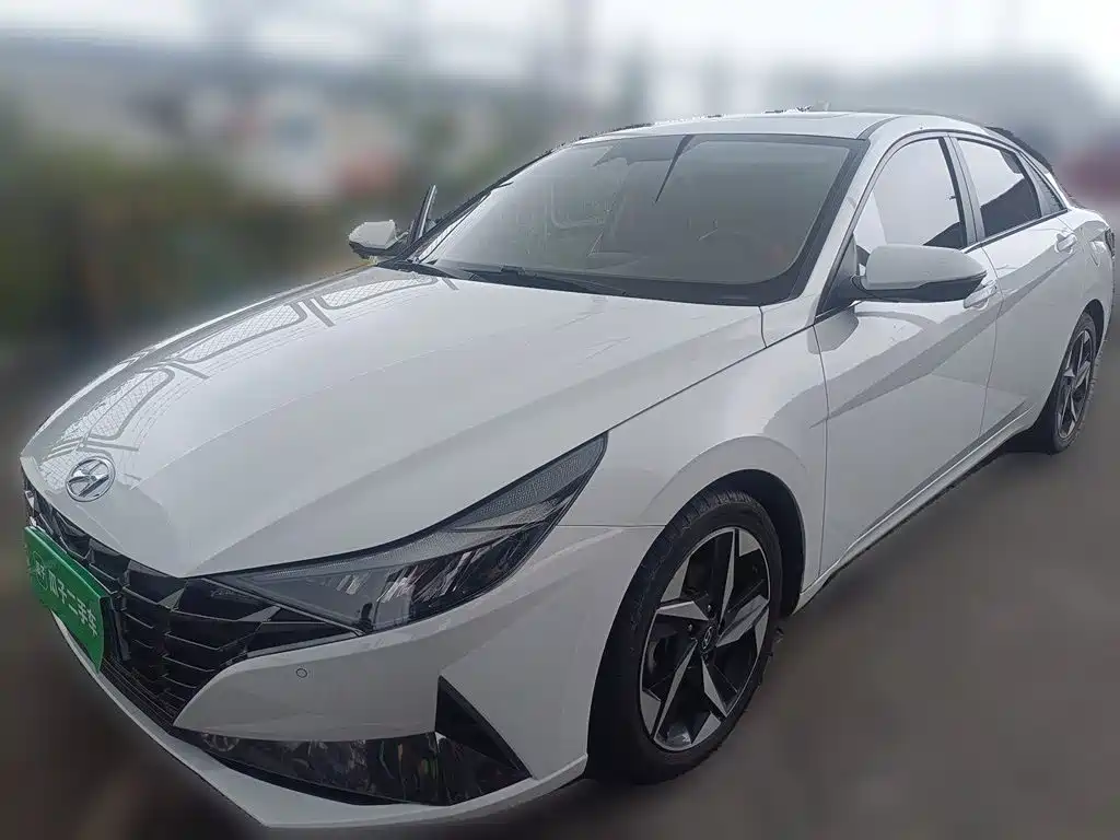 Hyundai Elantra — миниатюра 2