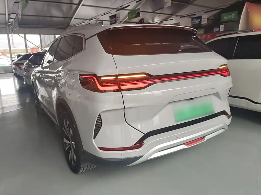 BYD PLUS New Energy — миниатюра 5