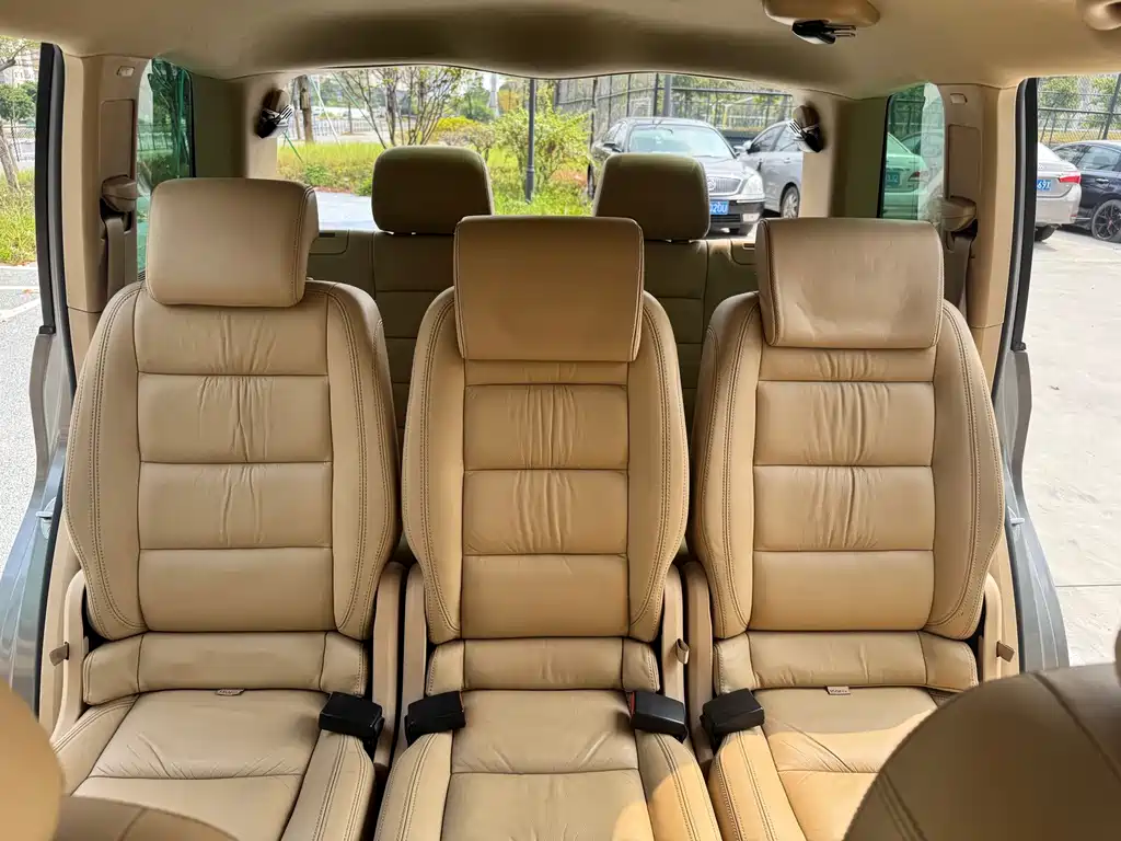 Volkswagen Touran — миниатюра 33
