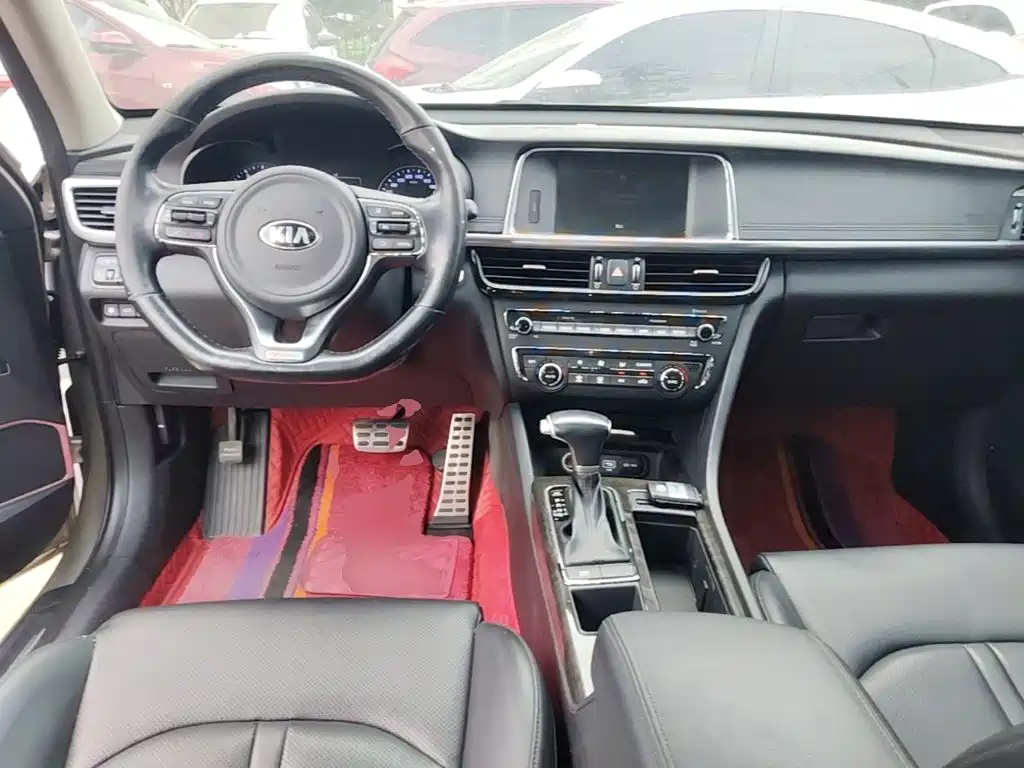 Kia K5 — миниатюра 10