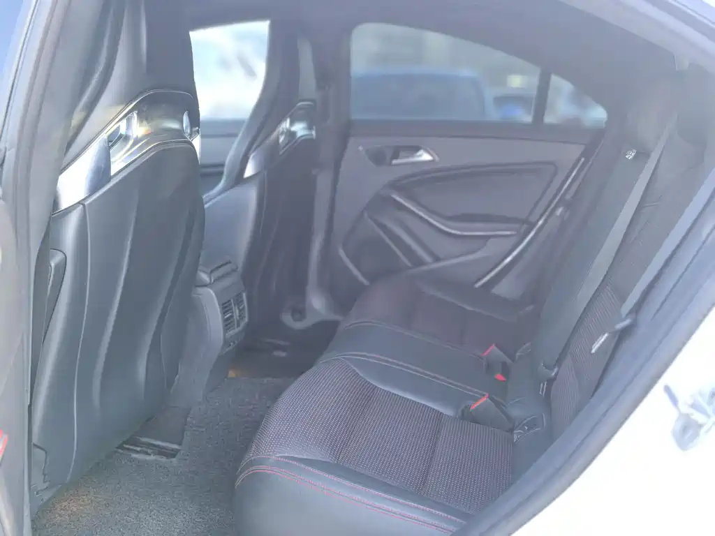 Mercedes-Benz CLA AMG AMG CLA 45 4MATIC, фото 5