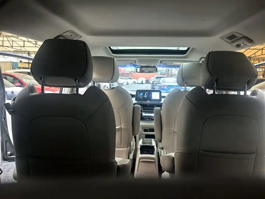 Buick GL8 — миниатюра 14