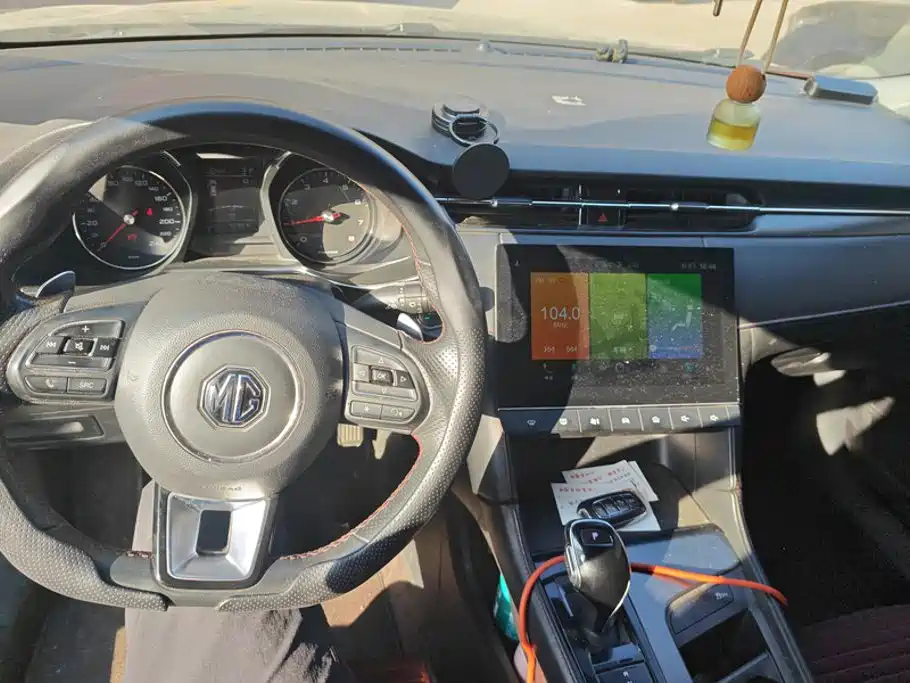 MG MG6 — миниатюра 12