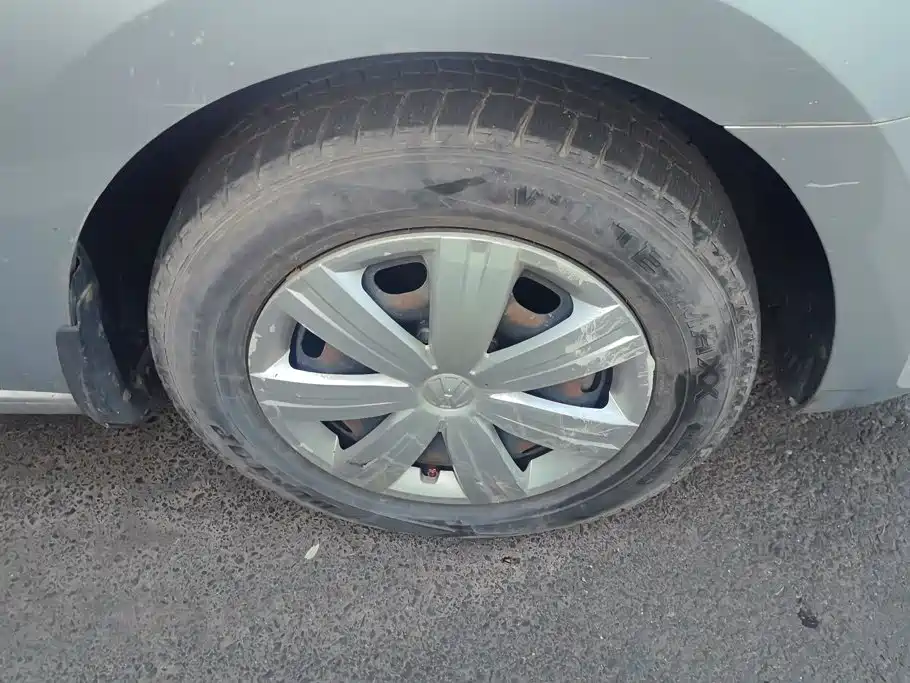 Volkswagen Jetta — миниатюра 6