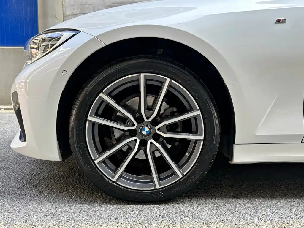 BMW 3 Series — миниатюра 6