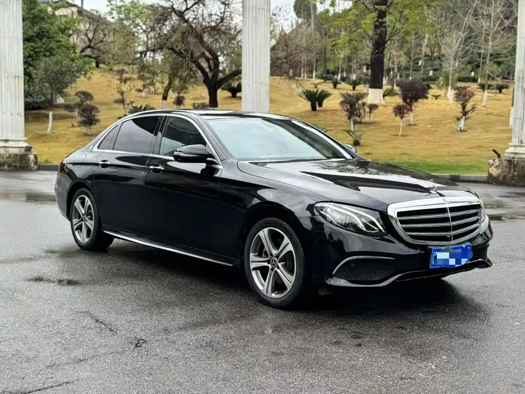 Mercedes-Benz E-Class — миниатюра 22