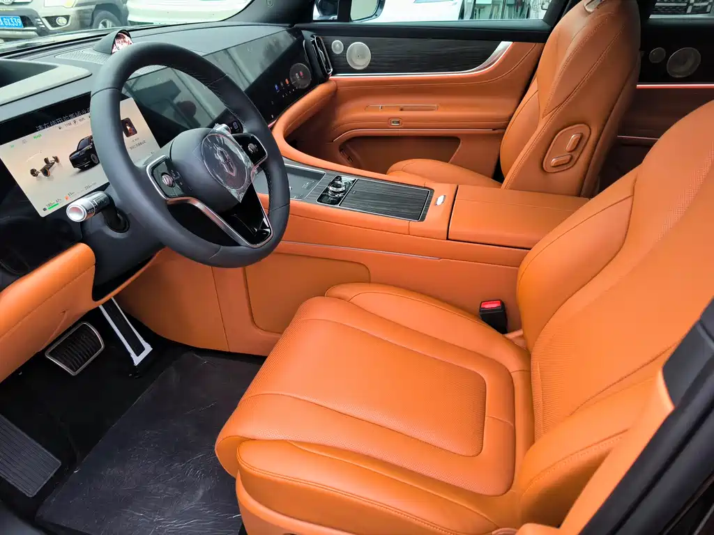 AITO ASK THE WORLD M9