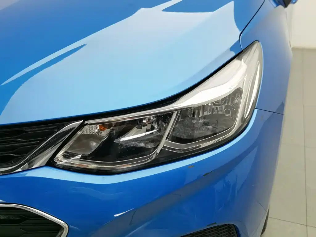 Chevrolet Cruze — миниатюра 7