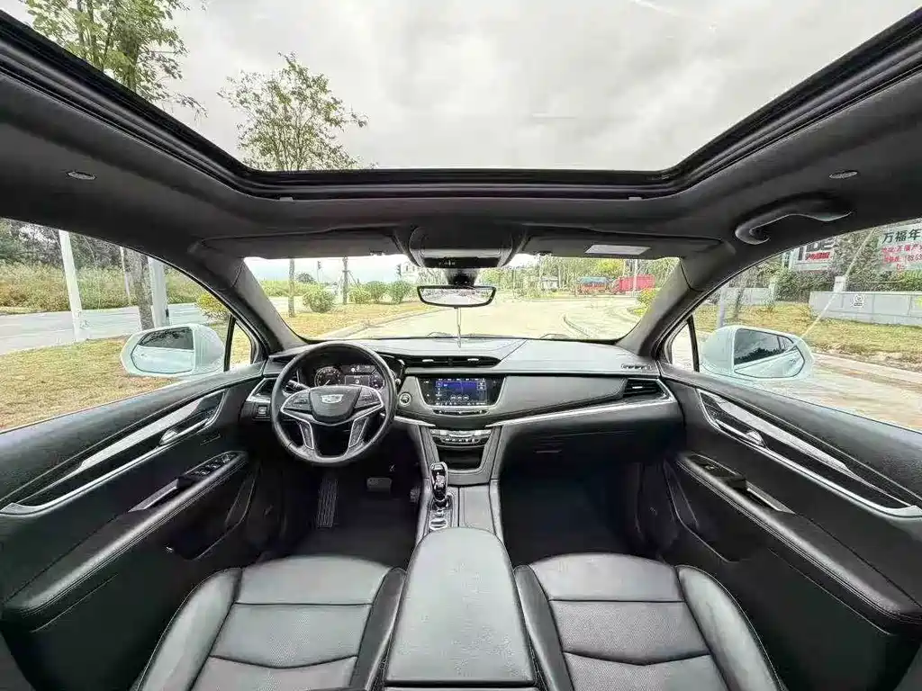 Cadillac XT5 — миниатюра 4