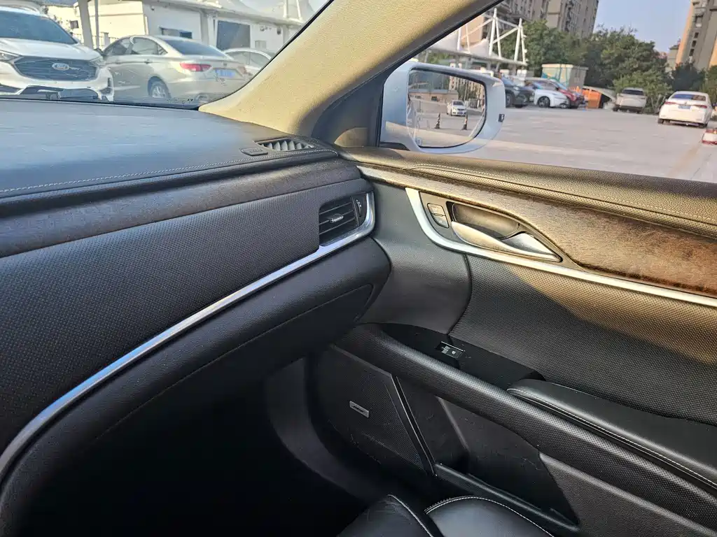 Cadillac XTS — миниатюра 15