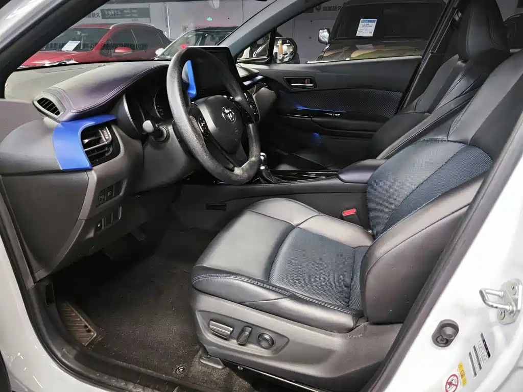Toyota C-HR 2020 2.0L Lead