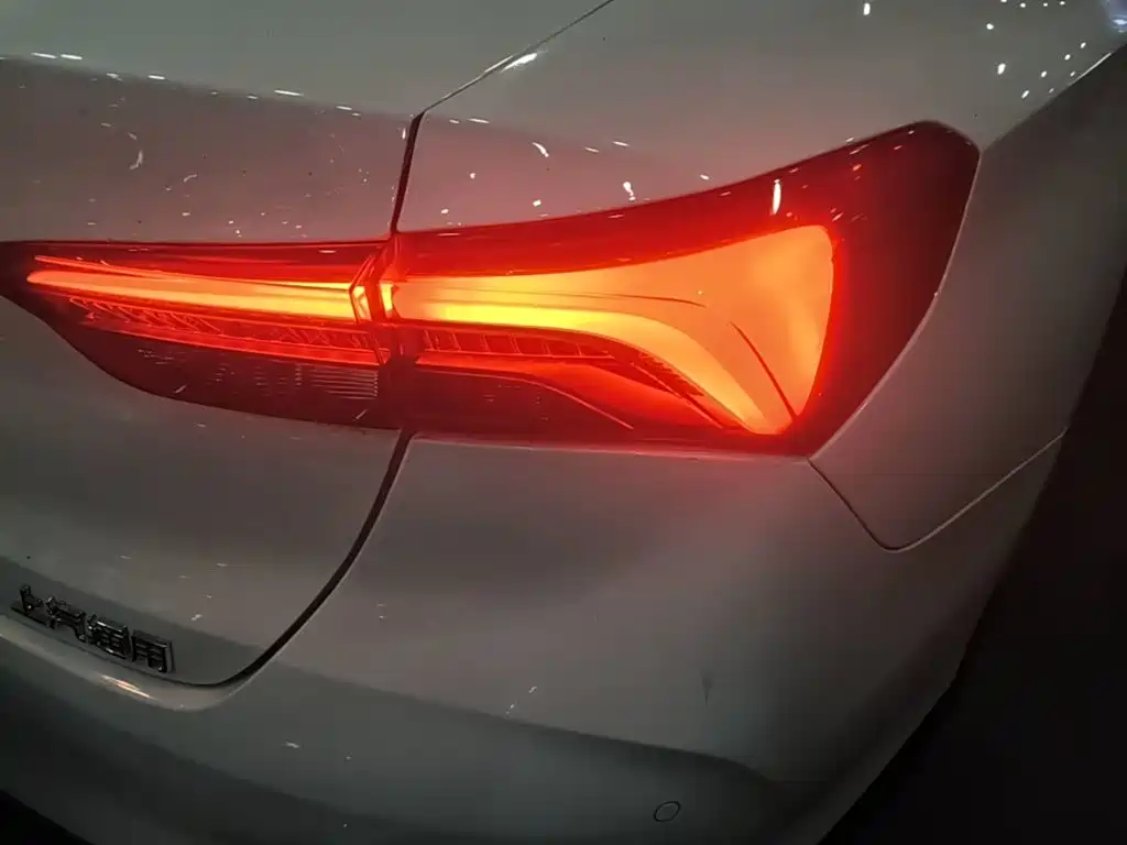 Buick Verano — миниатюра 8