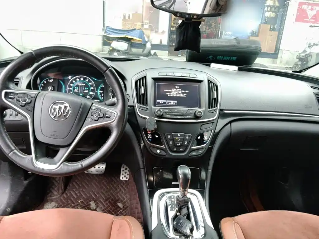 Buick Regal — миниатюра 5