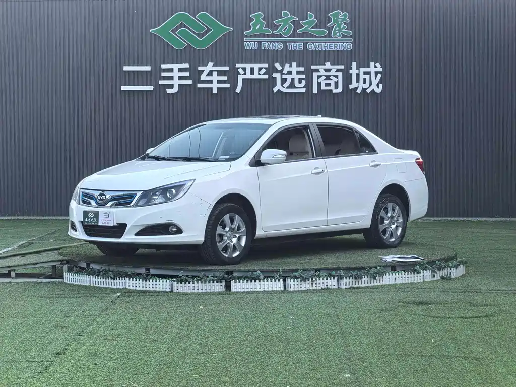 Byd e5 2017