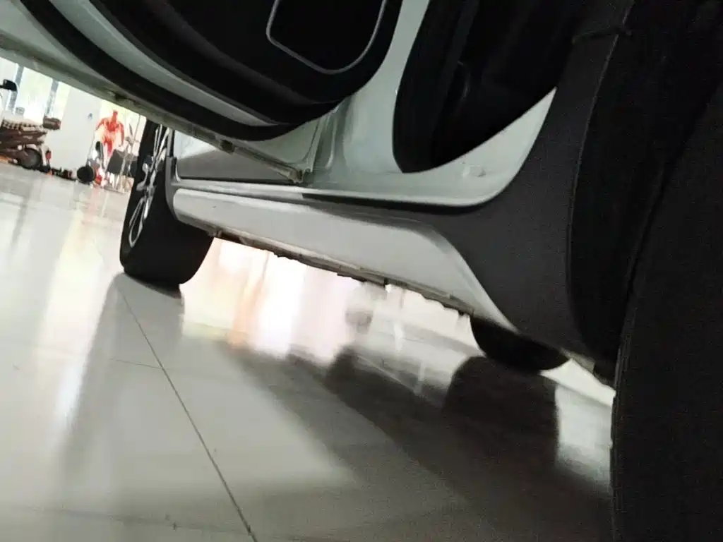 Geely Vision X3 — миниатюра 21