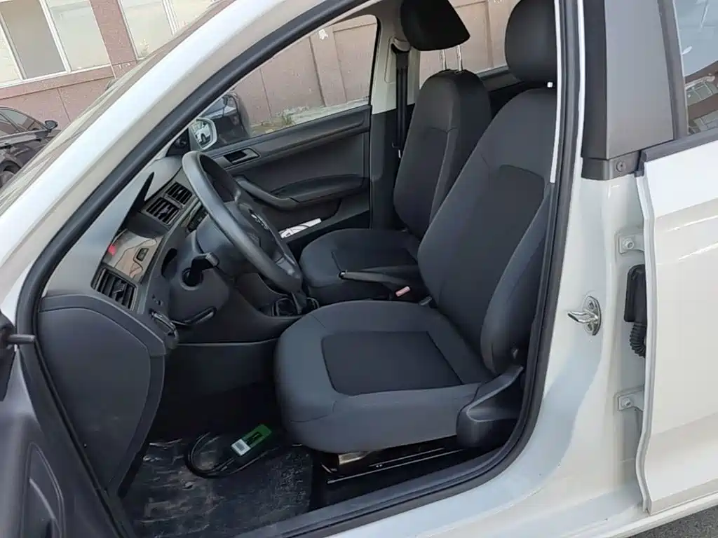 Volkswagen Santana — миниатюра 15