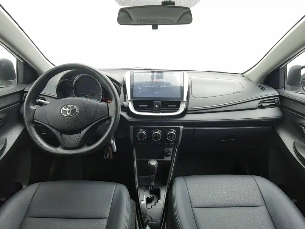 Toyota Vios FS — миниатюра 5