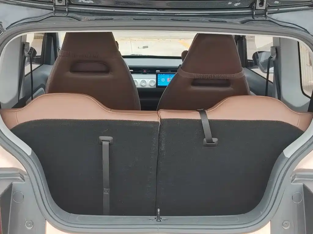 Wuling MINIEV — миниатюра 7