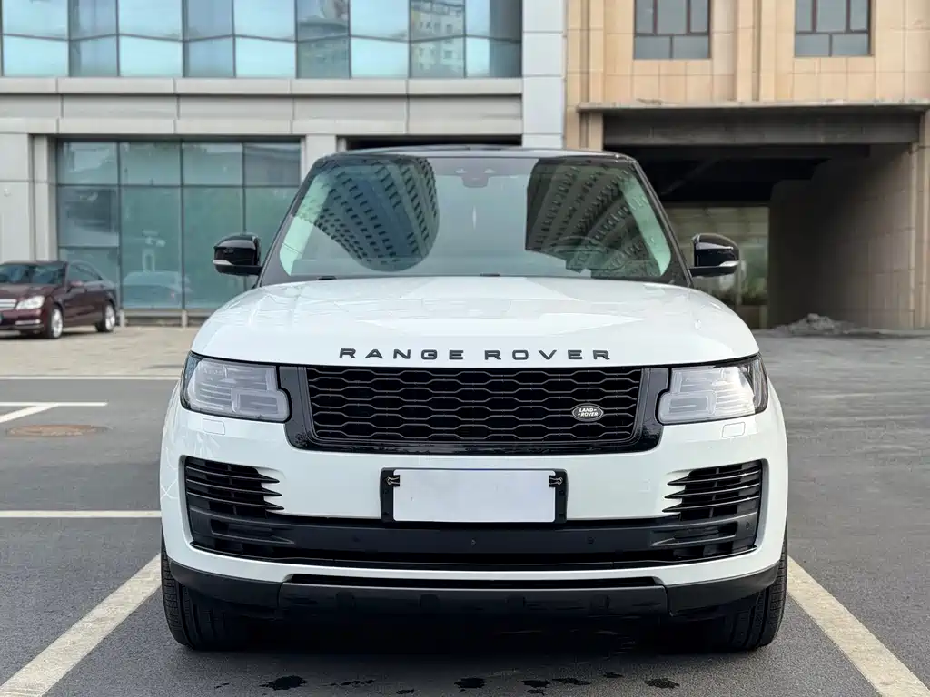 Land Rover Range Rover — миниатюра 2