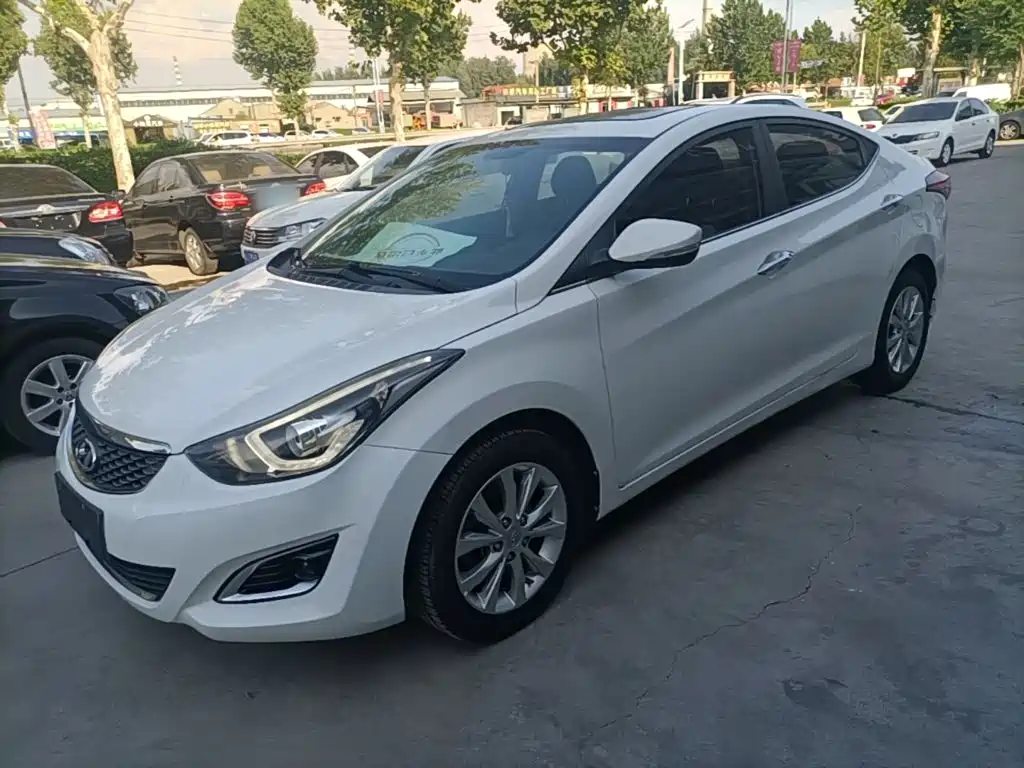 Hyundai Elantra Langdong — миниатюра 2