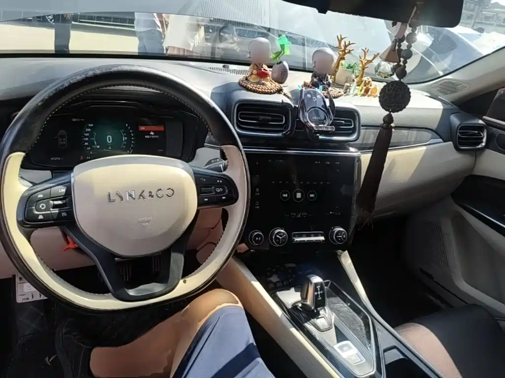 Lynk & Co 02 — миниатюра 10