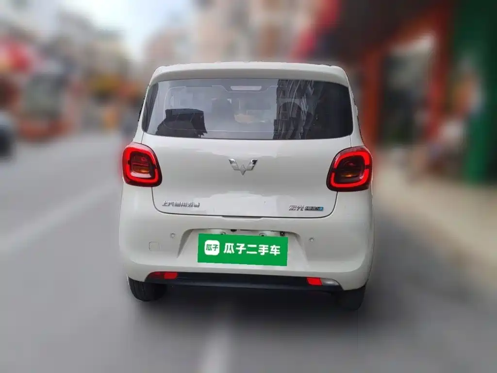 Wuling MINIEV — миниатюра 5
