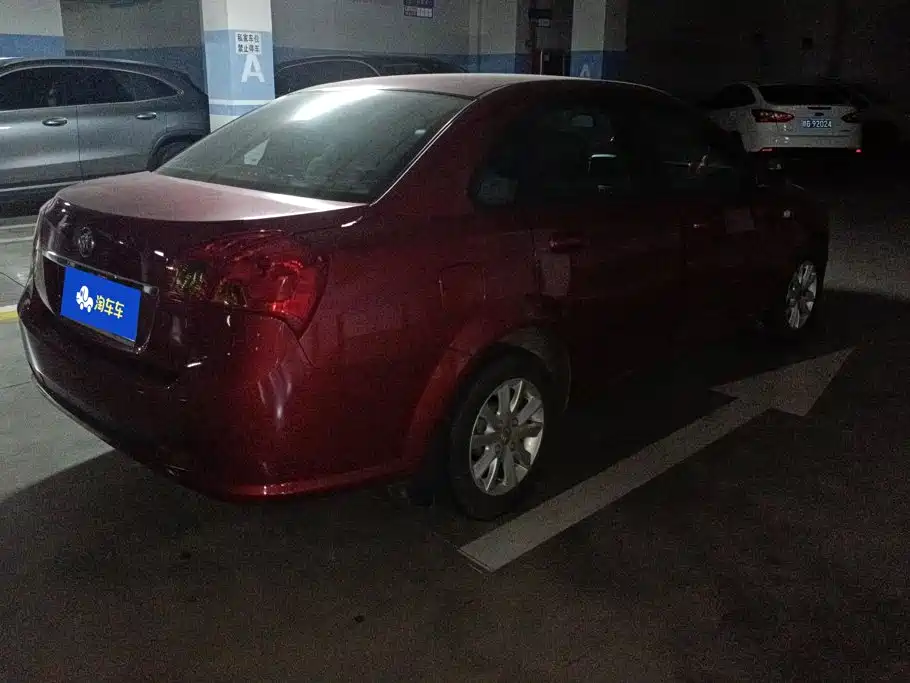 Buick Excelle — миниатюра 3