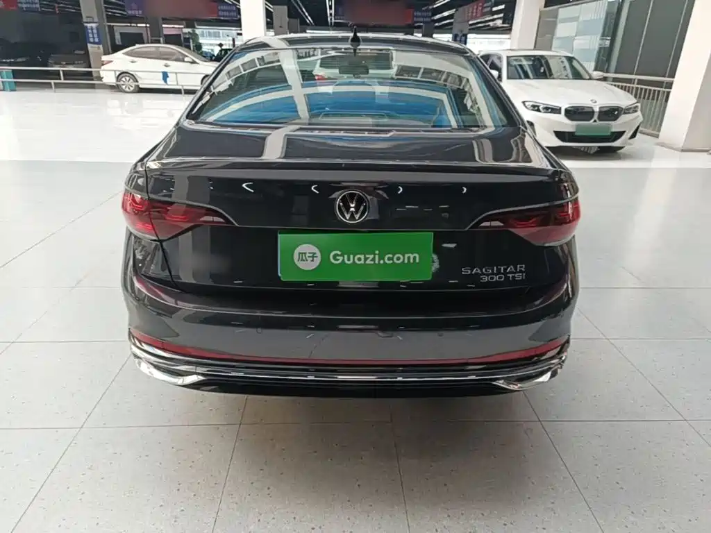 Volkswagen Sagitar — миниатюра 6