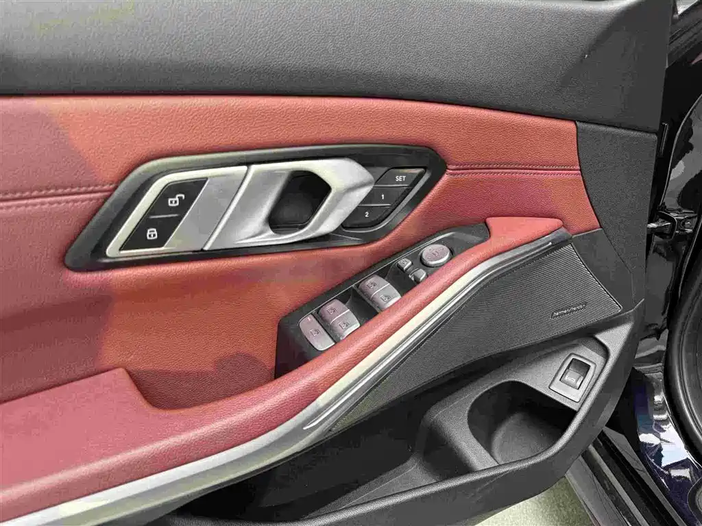 BMW 3 Series — миниатюра 10