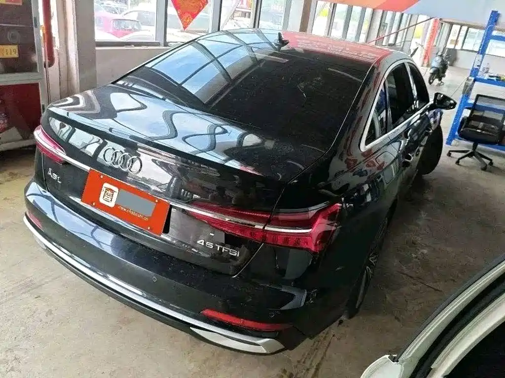 Audi A6L — миниатюра 2