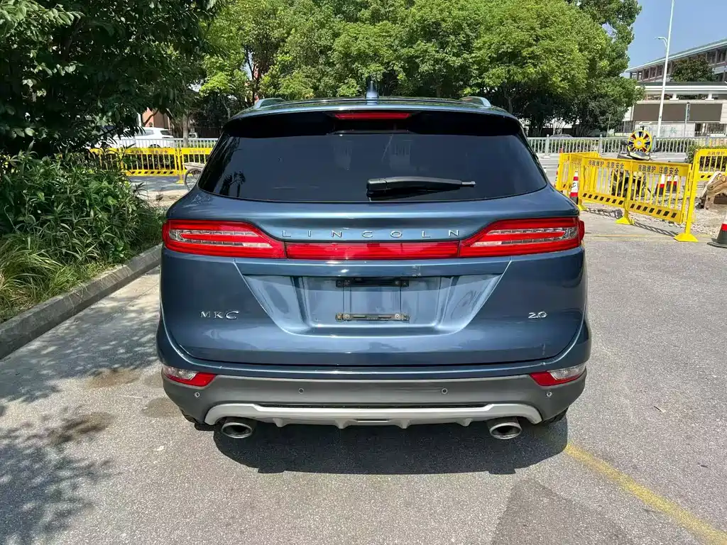 Lincoln MKC — миниатюра 2