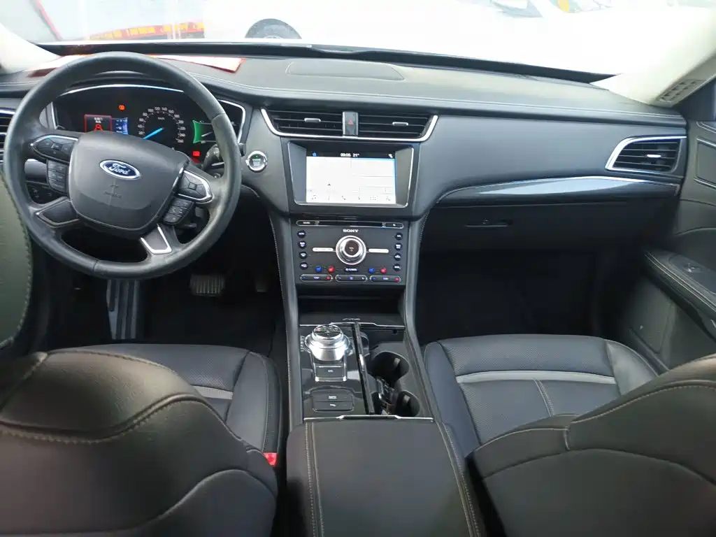 Ford Taurus — миниатюра 10