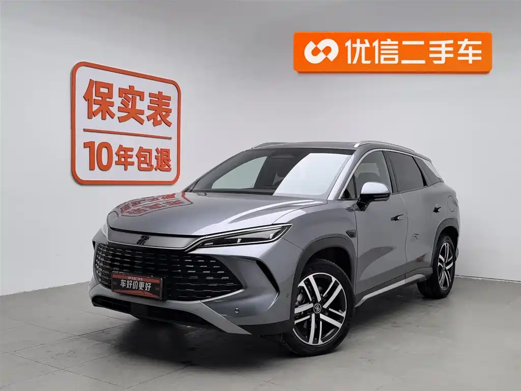 BYD L DM-i 2025