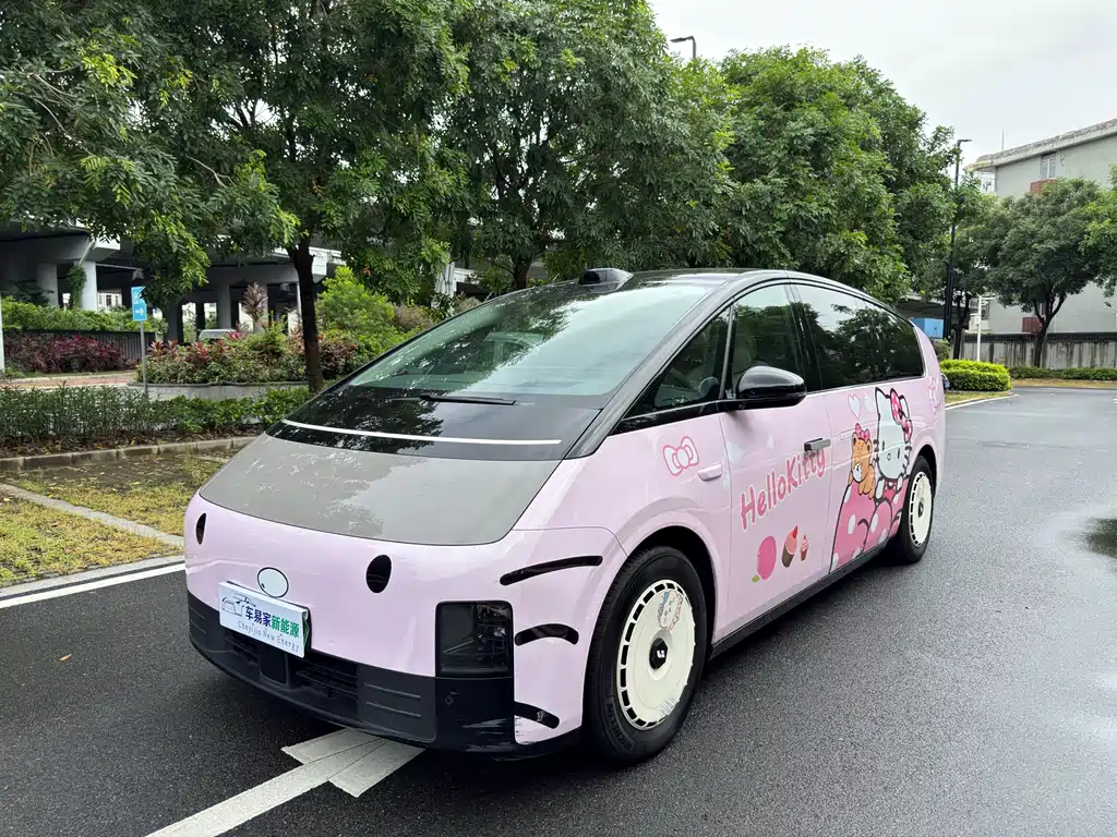 Li Auto MEGA 2024 Ultra