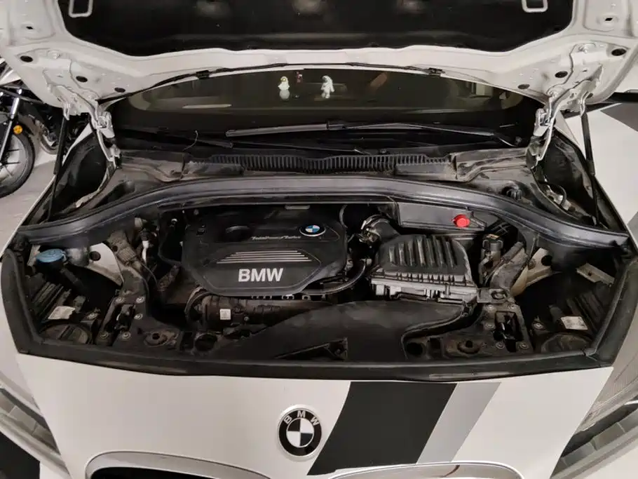 BMW 2 Series Active Tourer — миниатюра 10