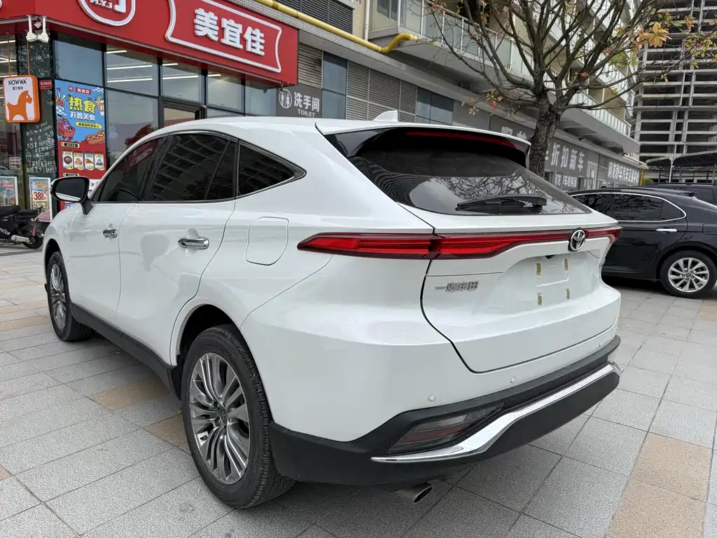 TOYOTA LING FANG HARRIER