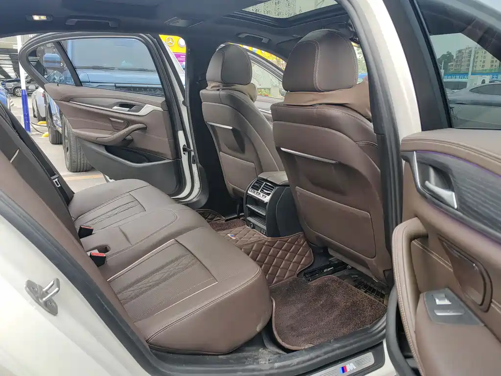 BMW 5 SERIES NEW ENERGY