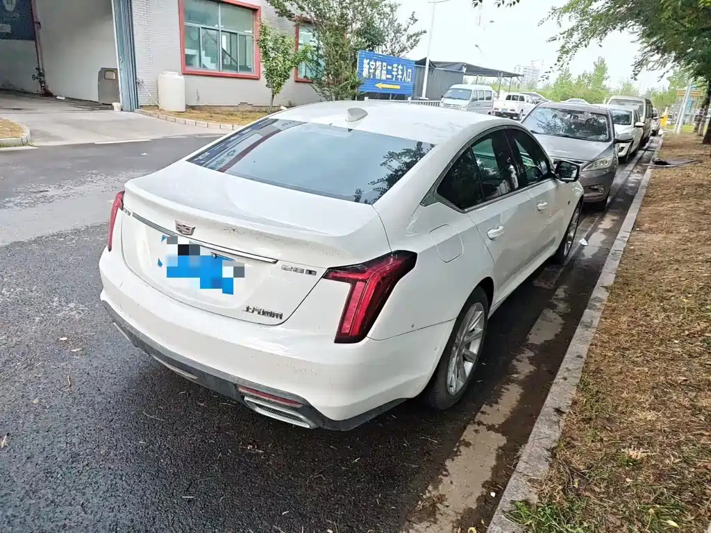 Cadillac CT5 — миниатюра 6