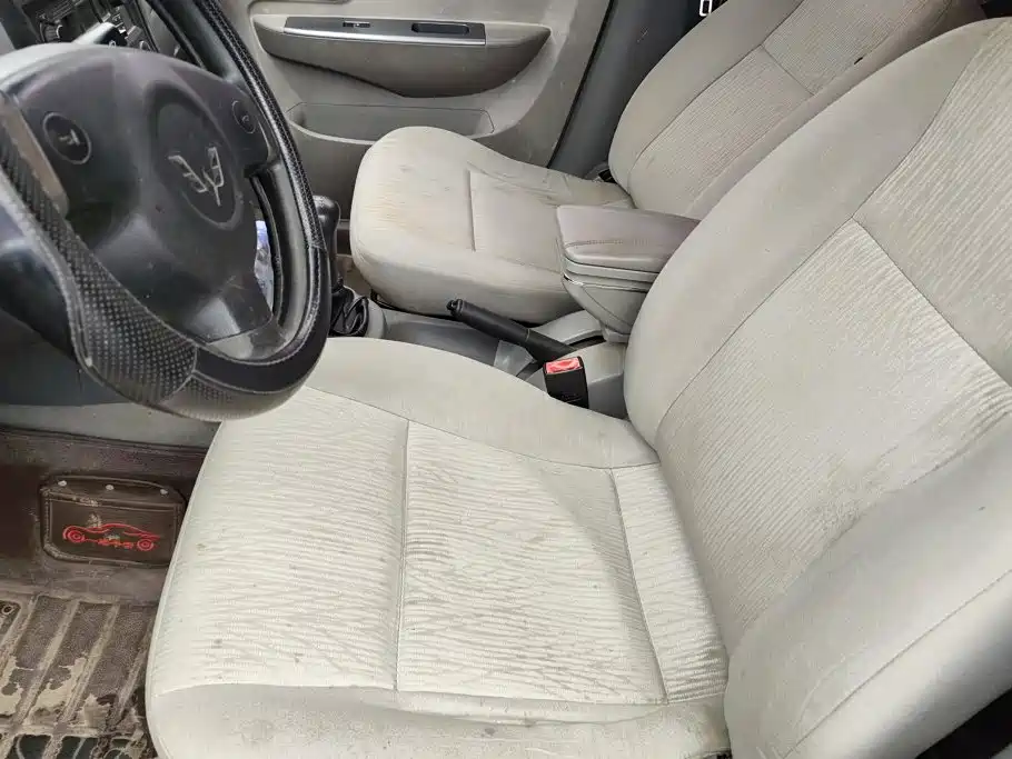 Wuling Hongguang — миниатюра 9