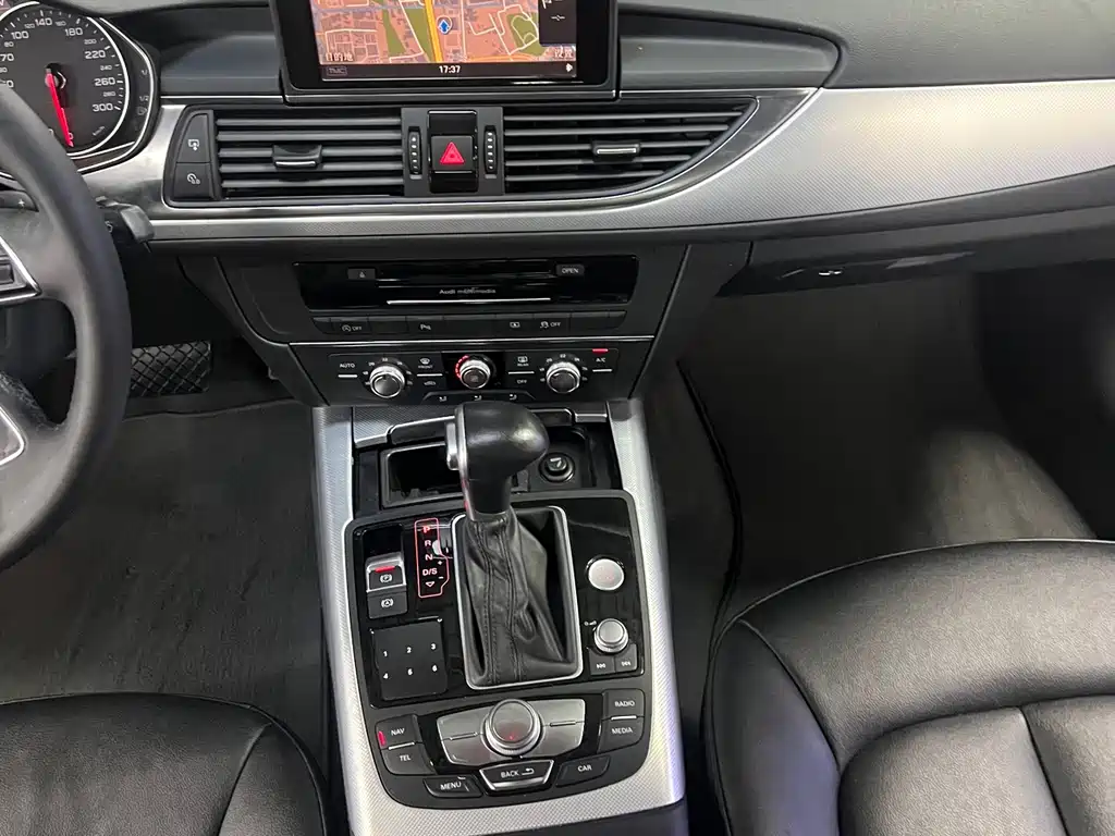 Audi A6L — миниатюра 15
