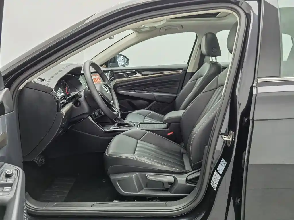 Volkswagen Passat — миниатюра 10